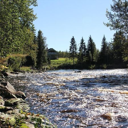 Keskikosken Lomamoekit Venajanjarvi ภายนอก รูปภาพ