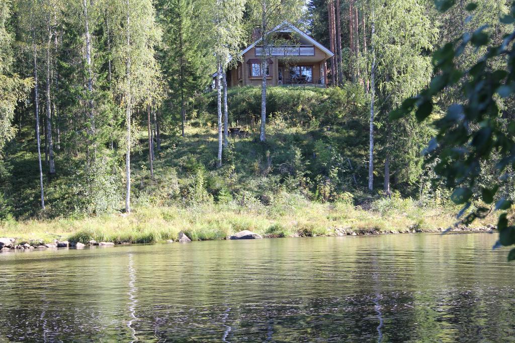 Keskikosken Lomamoekit Venajanjarvi ภายนอก รูปภาพ