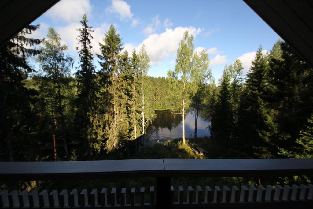 Keskikosken Lomamoekit Venajanjarvi ภายนอก รูปภาพ
